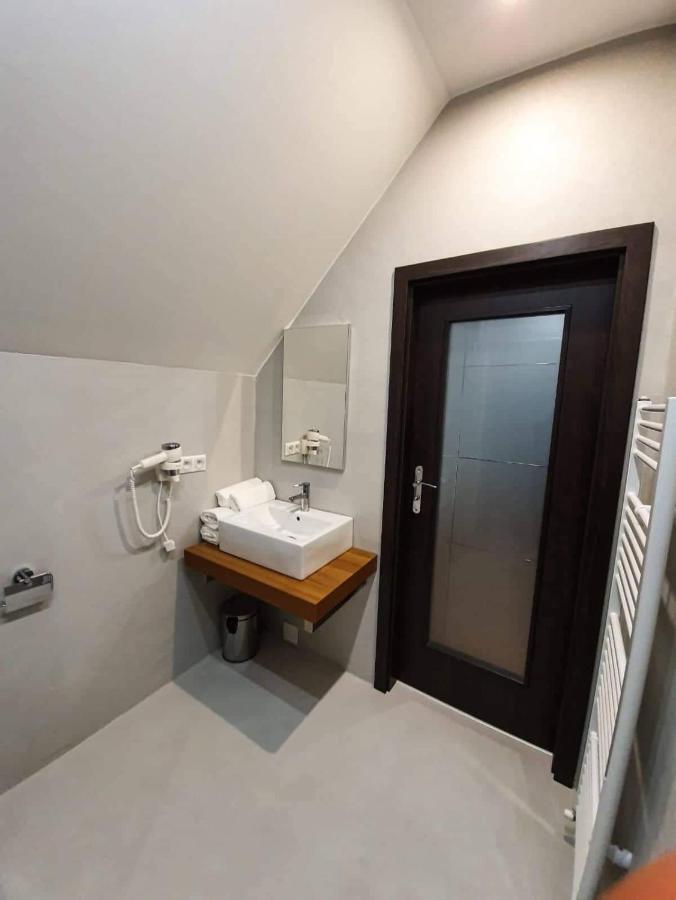 Il Galeone Hotel Stupava Dış mekan fotoğraf
